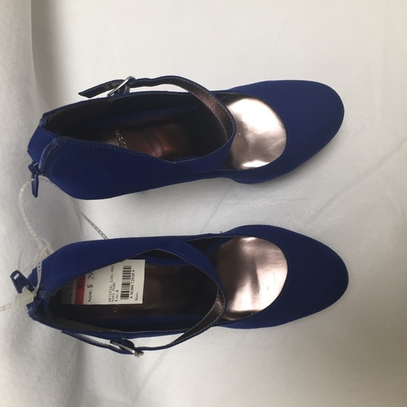 🚫SOLD🚫Material Girls Heels - Picture 3 of 6